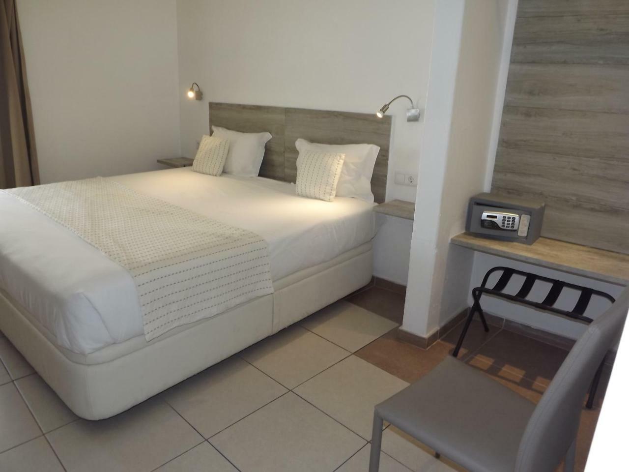 Hotel Mar Azul Лагос Екстериор снимка